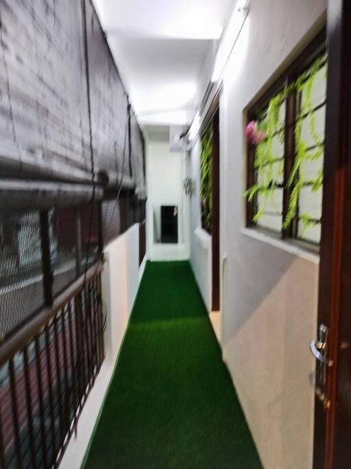 Apartment 3br 10pax Taman Hoover, By Idealhub *